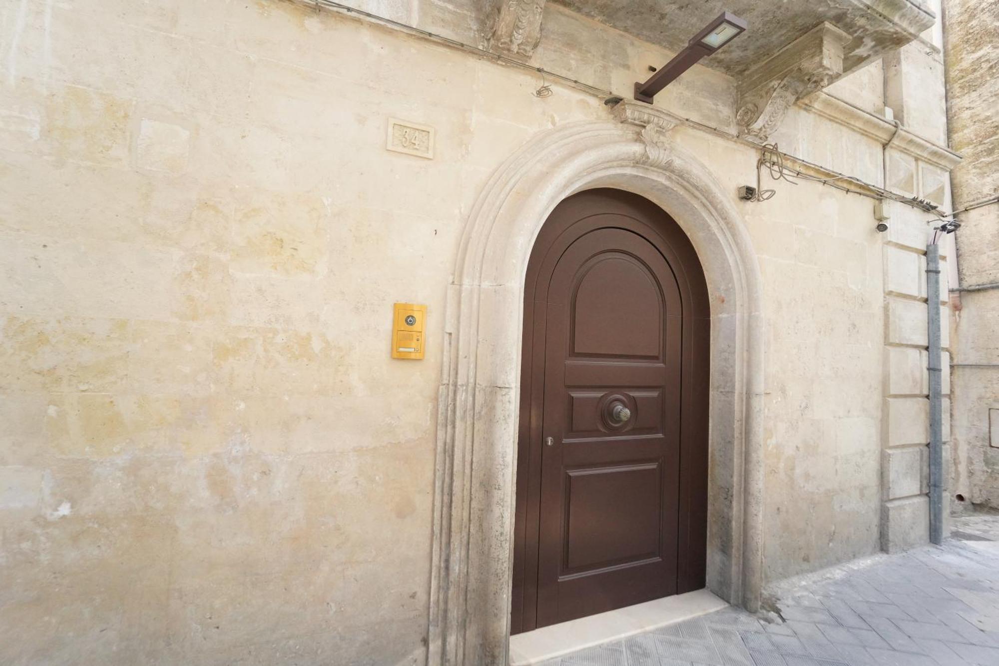 Santa Cesarea Residence Casa Vacanze - La Vetta Del Sasso Barisano Matera Exterior photo